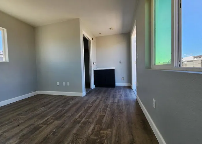 Apartment 068d Newly Remodeled Cozy South Rim *